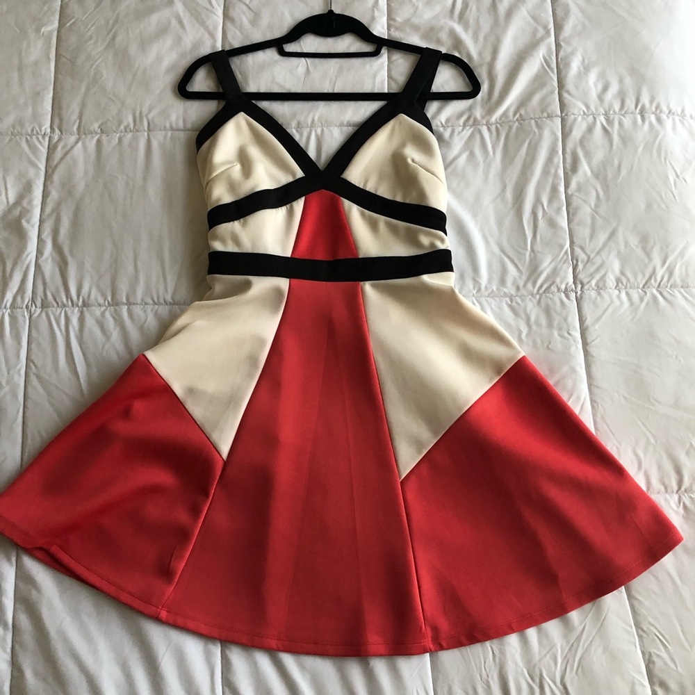 Color block dress with sexy straps
